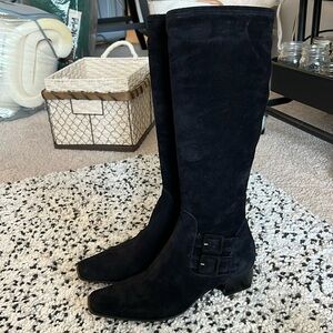 NWOT Sesto Meucci Suede Knee-High boots